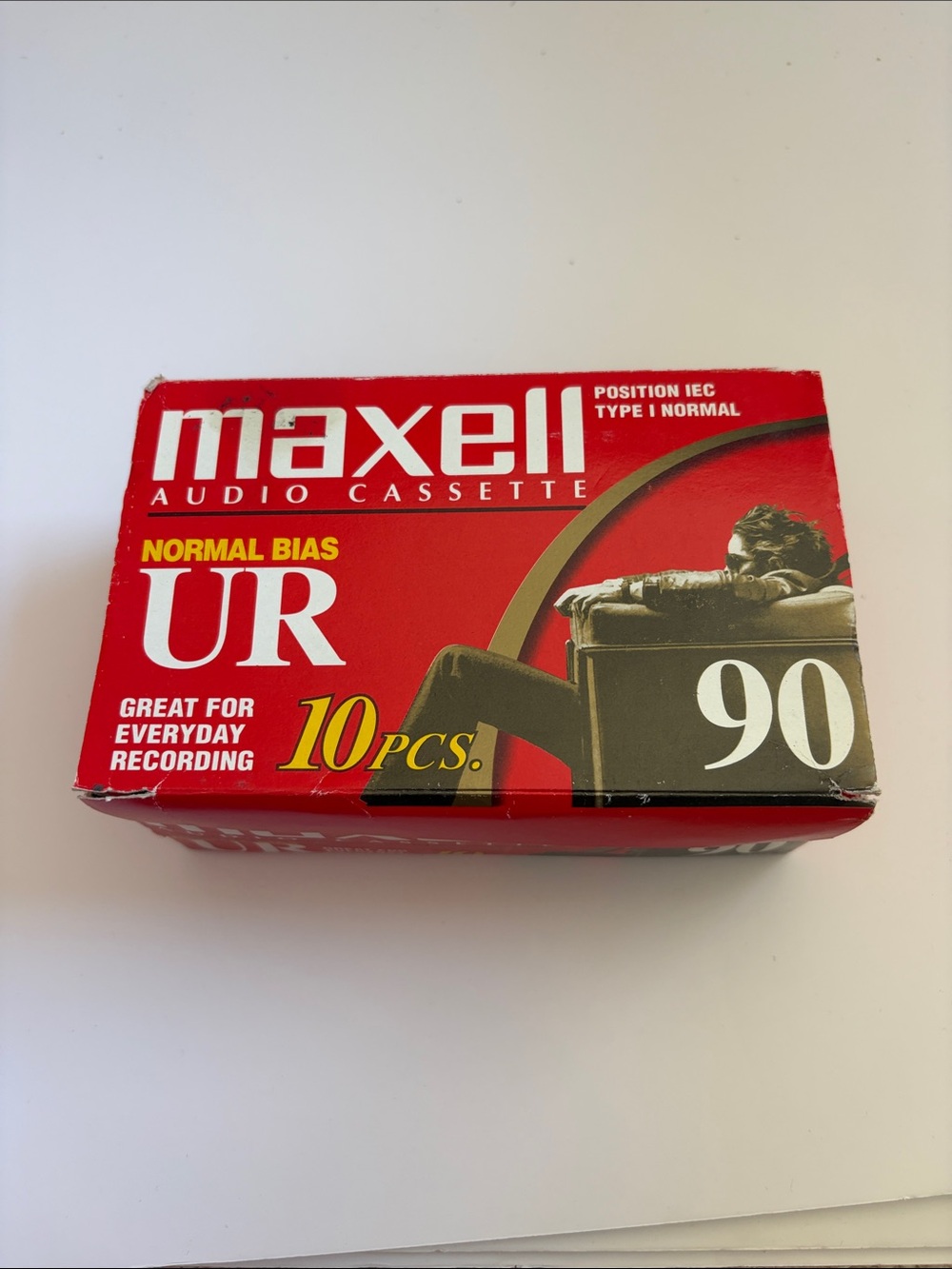 Maxell UR 90 Audio 8 Cassette Pack - Red